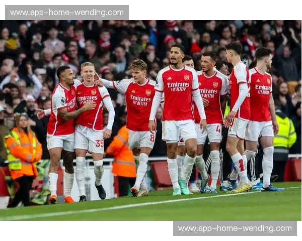 布莱顿险胜诺丁汉森林 海鸥军团中游位置进一步稳固